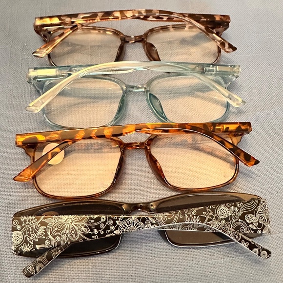 (3) Pairs of Readers + (1) Pair Reader Sunglasses +2.0 - Picture 2 of 16